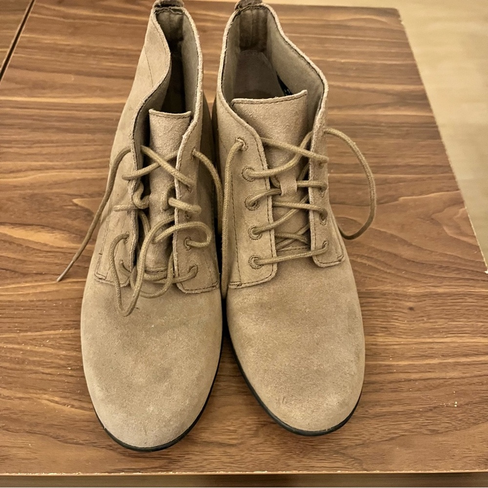 Tan Lace-Up Boots